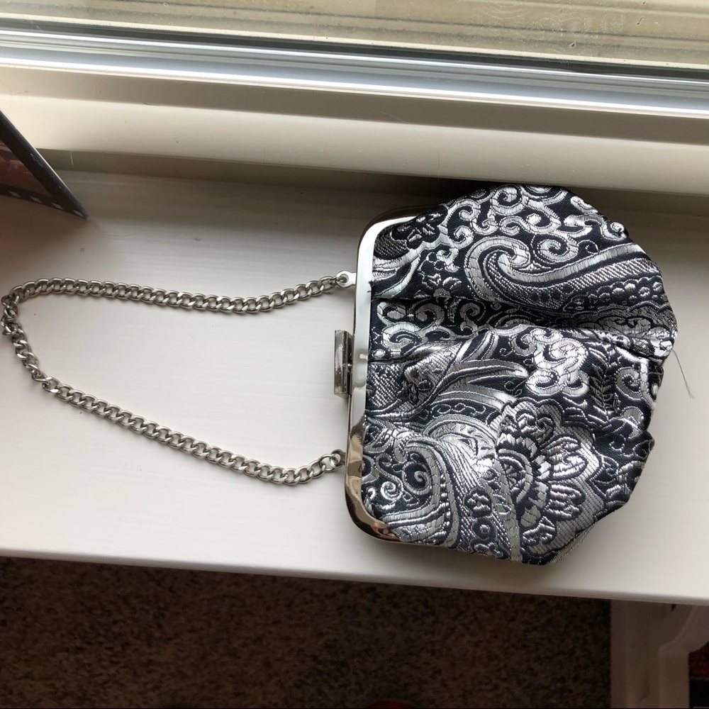 white house black market purse